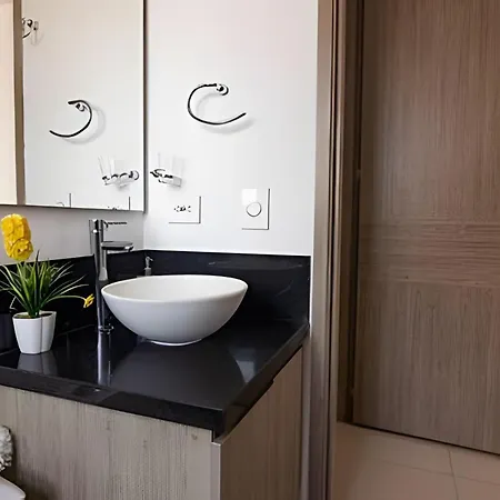 Lujoso Apto De 2 En Piso 23-infinitum Apartment