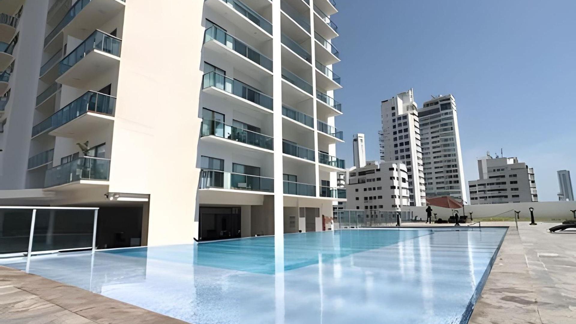 Apartamento Lujoso Apto De 2 En Piso 23-infinitum Cartagena