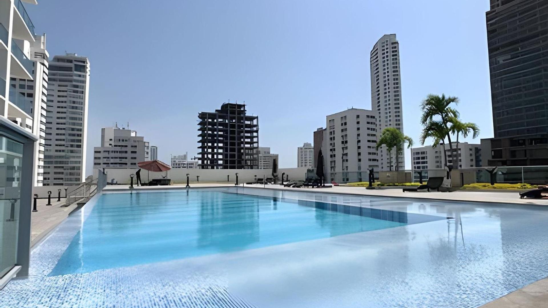 Lujoso Apto De 2 En Piso 23-infinitum Cartagena